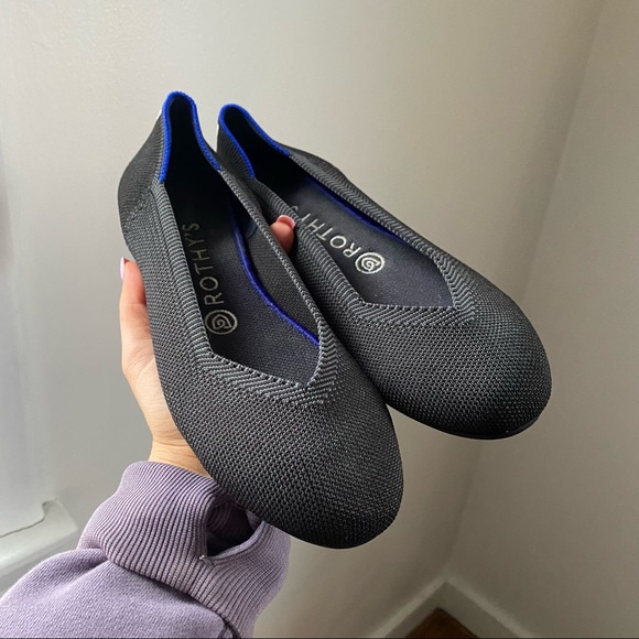 Rothy’s Black Round Toe Black Slip On Flats 7.5 - Picture 1 of 8